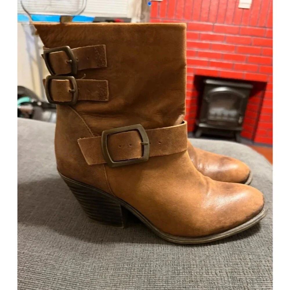 Lucky Brand boots